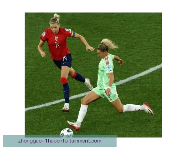 亚历山德里门将绝境扑救助力女足欧冠逆转胜利